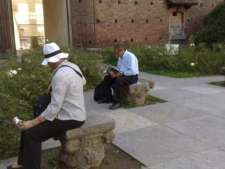 e mentre al castello sforzesco si svolgeva il seminario di cui sotto