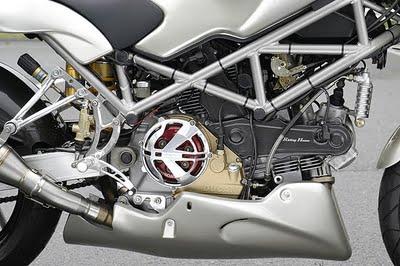 Ducati Monster 1100 S ie by Riding House