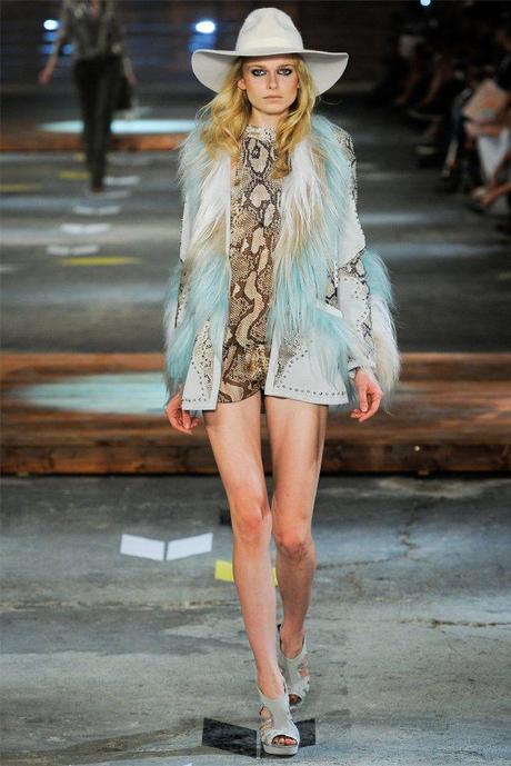 just-cavalli-primavera-2012-04