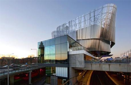 Stockholm Waterfront: il centro congressi in acciaio inossidabile progettato da White Arkitekter