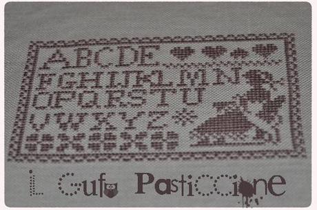 Ricamina con gattino