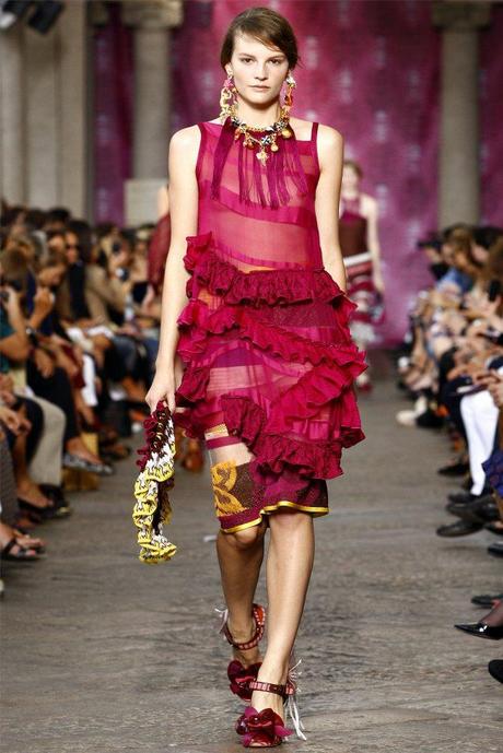 missoni-donna-primavera-2012-01