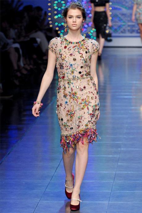 dolce-gabbana-donna-primavera-2012-03