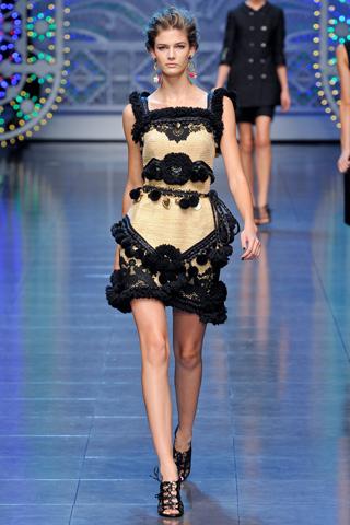 Milano Moda Donna: Dolce & Gabbana P/E 2012