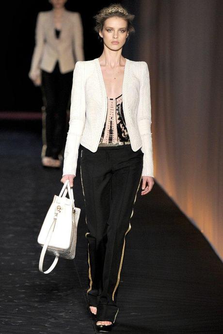 berto-cavalli-donna-primavera-2012-07