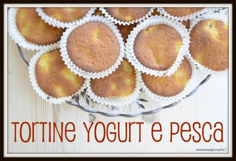 Tortine yogurt e pesca