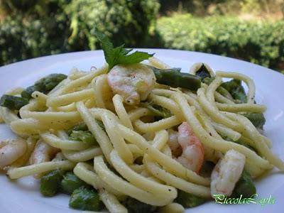 Scialatielli con Asparagi, Gamberi e Menta