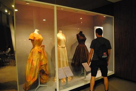 My Pics - Victoria&Albert; Museum - where fashion is art