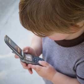 Sicurezza: iCareMobile è un tutore discreto per i cellulari dei nostri figli