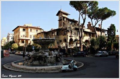 Quartiere Coppedè, Roma - Itinerari culturali... in Vespa.