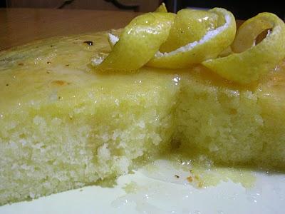 Torta glassata al limone