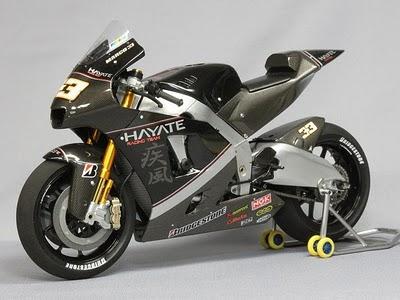 Hayate ZX-RR Ninja Melandri 2009