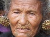 Nepal: aumentano aiuti internazionali povertà