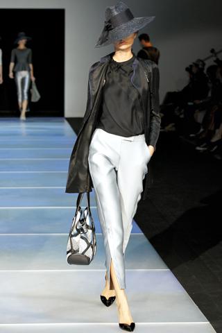 Milano Moda Donna: Giorgio Armani P/E 2012