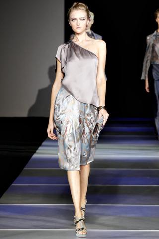 Milano Moda Donna: Giorgio Armani P/E 2012