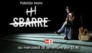 Fabrizio Moro dietro le ‘Sbarre’: stasera su Rai 2 il docureality che racconta il carcere.