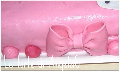 ...torta Hello Kitty...