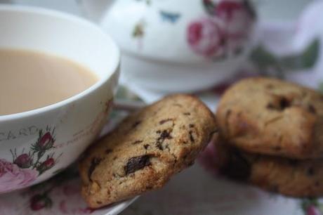 Biscotti con burro di arachidi e ciocolata