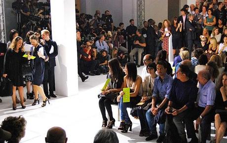 Atmosphere @ Marni S/S 2012 fashionshow