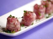 Finger Food faster than speed light: crudo salsiccia luganega semi lino erba cipollina