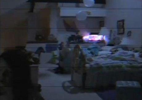 Viral point: pezzi di Paranormal Activity 3 inviati ai blogger Viral point: pezzi di Paranormal Activity 3 inviati ai blogger