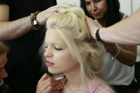 Models backstage @Milano Fashion Week: make up&co;.