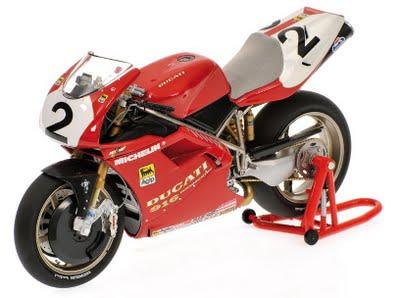 Ducati 916 C.Fogarty 1994 - Team Ducati Corse Virginio Ferrari by Minichamps