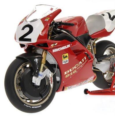 Ducati 916 C.Fogarty 1994 - Team Ducati Corse Virginio Ferrari by Minichamps