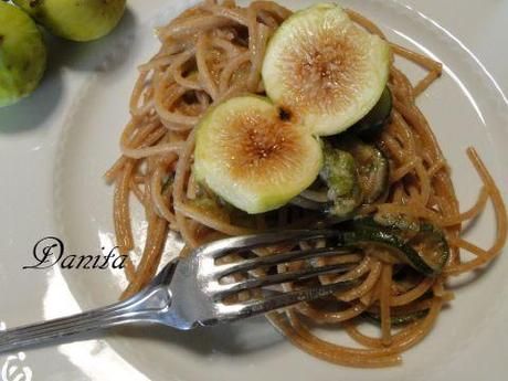 Per coloro a cui piacciono gli abbinamenti insoliti: spaghetti integrali al tonno e...