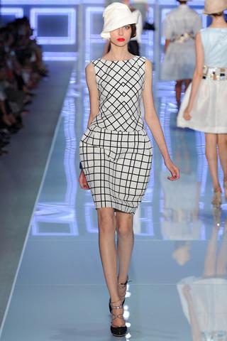 Paris Fashion Week: Christian Dior P/E 2012