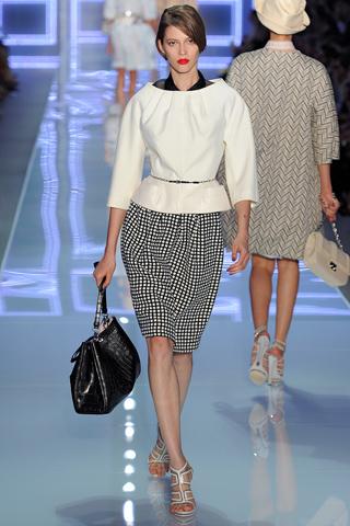 Paris Fashion Week: Christian Dior P/E 2012