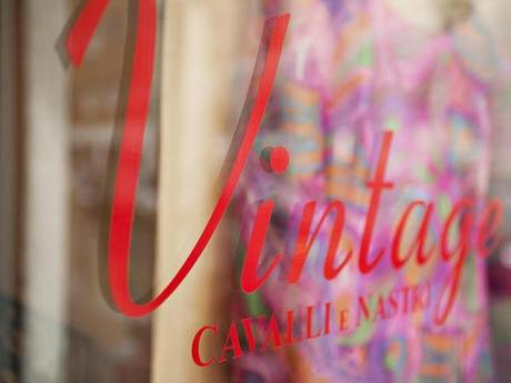 Vintage shopping guide in Milan: Cavalli e Nastri