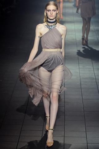 Paris Fashion Week: Lanvin P/E 2012