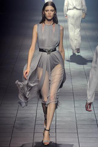 Paris Fashion Week: Lanvin P/E 2012