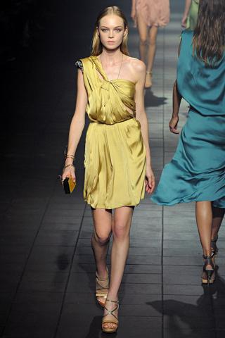 Paris Fashion Week: Lanvin P/E 2012