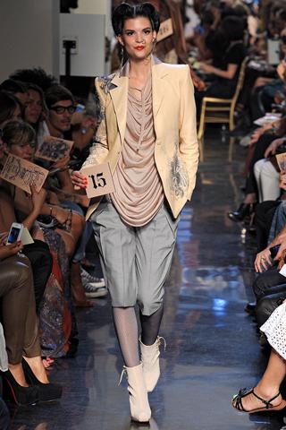 Paris Fashion Week: Jean Paul Gaultier P/E 2012