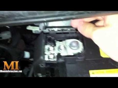 0 Problemi Poli Batteria   Kia Venga   Hyundai iX20 [ Video ]