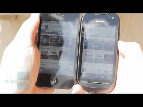 0 Nokia 701: display a 1000nit e test di visibilità al sole, confronto con iPhone 4 [Video]