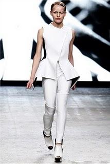 Gareth Pugh alla Paris Fashion Week