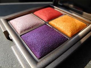 Palette 04 DaringFfire Hues - Chic Chalet Kik...