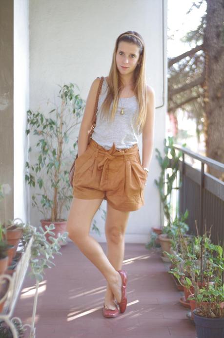 Pleated shorts