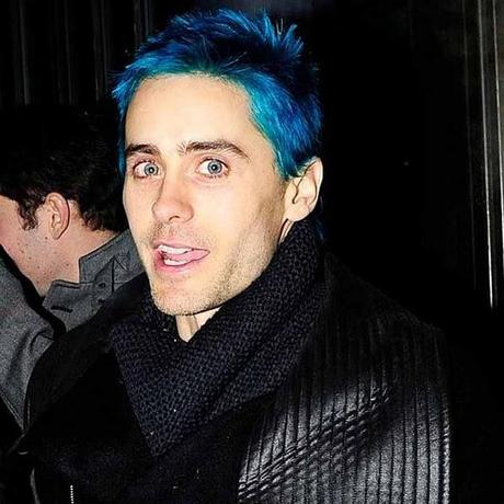 TAGLIO CAPELLI UOMO 2012, TINTA MODA, SCARPE, COLLEZIONI ABITI -  INVERNO 2011 - 2012 IL BLU RAPISCE