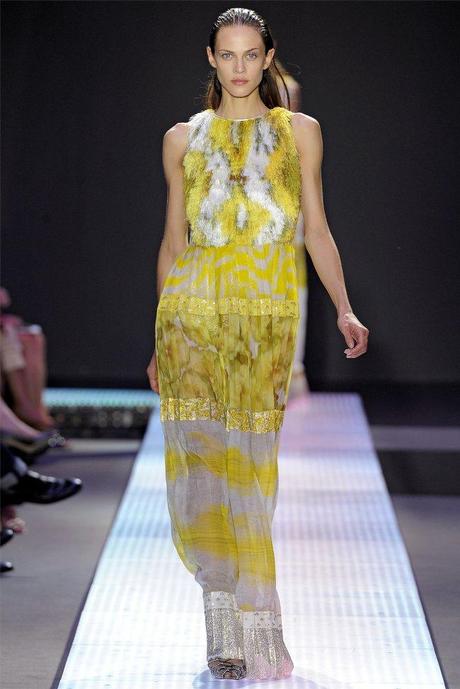 giambattista-valli-primavera-2012-01