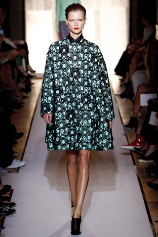 Paris Fashion Week: Yves Saint Laurent P/E 2012