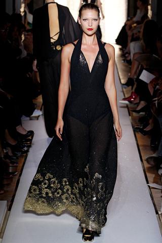 Paris Fashion Week: Yves Saint Laurent P/E 2012