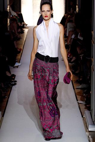 Paris Fashion Week: Yves Saint Laurent P/E 2012