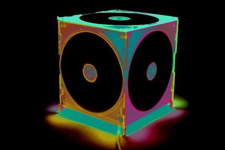 Illuminazione design: Le lampade con le fascette da elettricista Illuminazione design: Le lampade con le fascette da elettricista