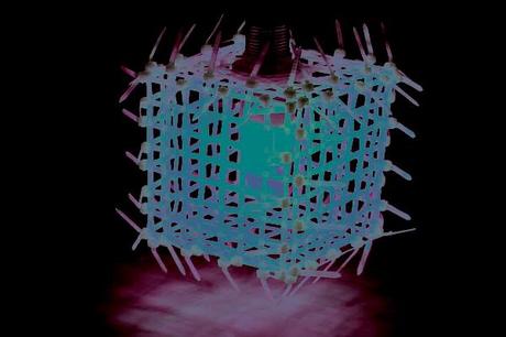 Illuminazione design: Le lampade con le fascette da elettricista Illuminazione design: Le lampade con le fascette da elettricista