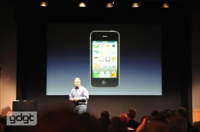 live apple iphone 5 event coverage 1 410x272 Keynote Apple tra iOS5, iPod Touch, Nano, iPhone 4S..e Siri. novità iPhone 4S featured Eventi Apple 