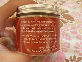 Shikakai hair wash di Raw Gaia: